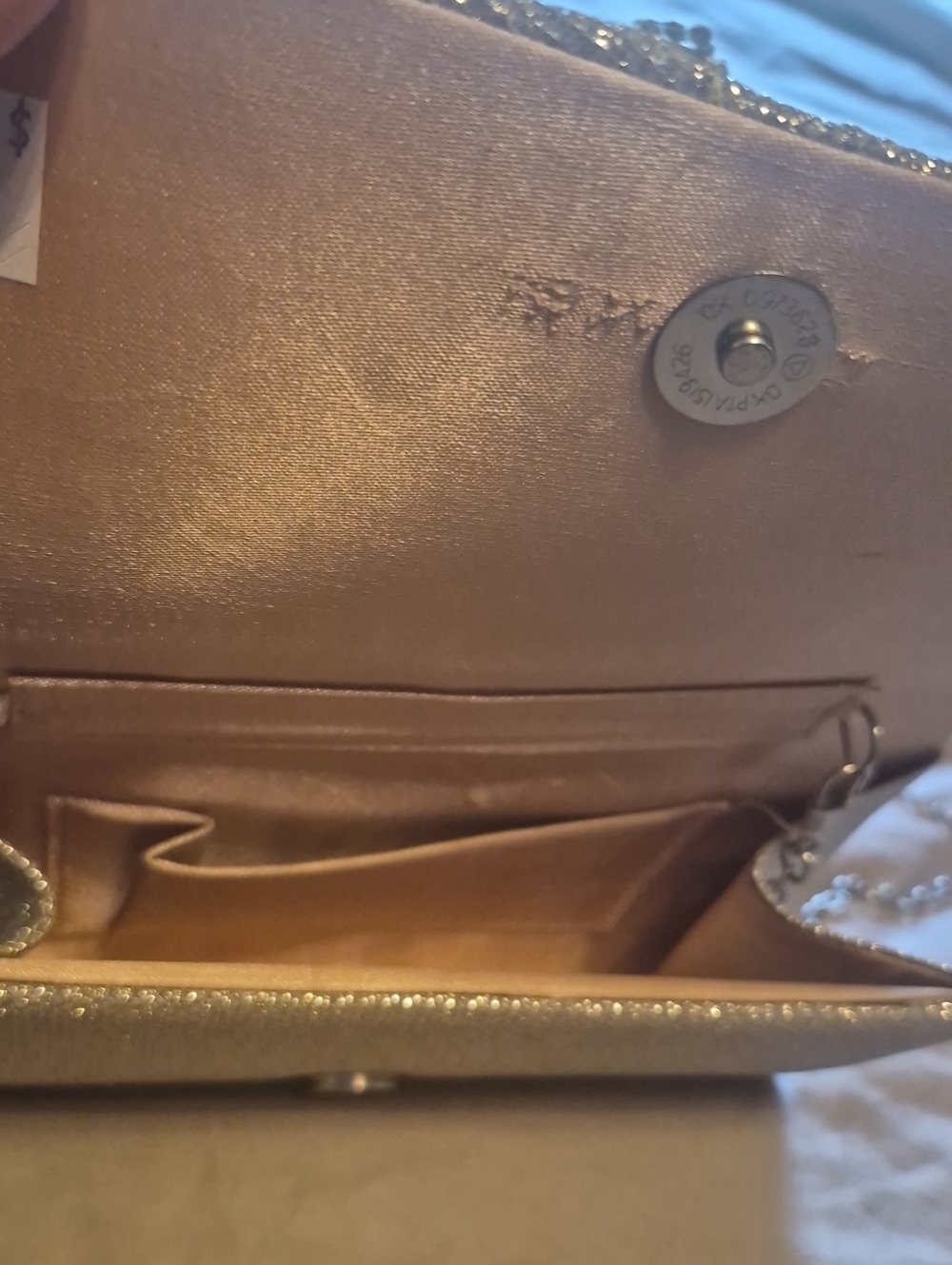 Gold Evening Bag With Chain - Picture 5 of 8